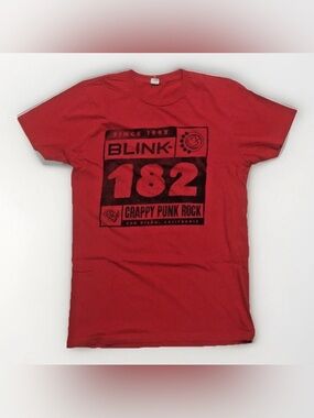 Vintage Blink-182 T-Shirt Crappy Punk Rock Band Tee Size Small Red California